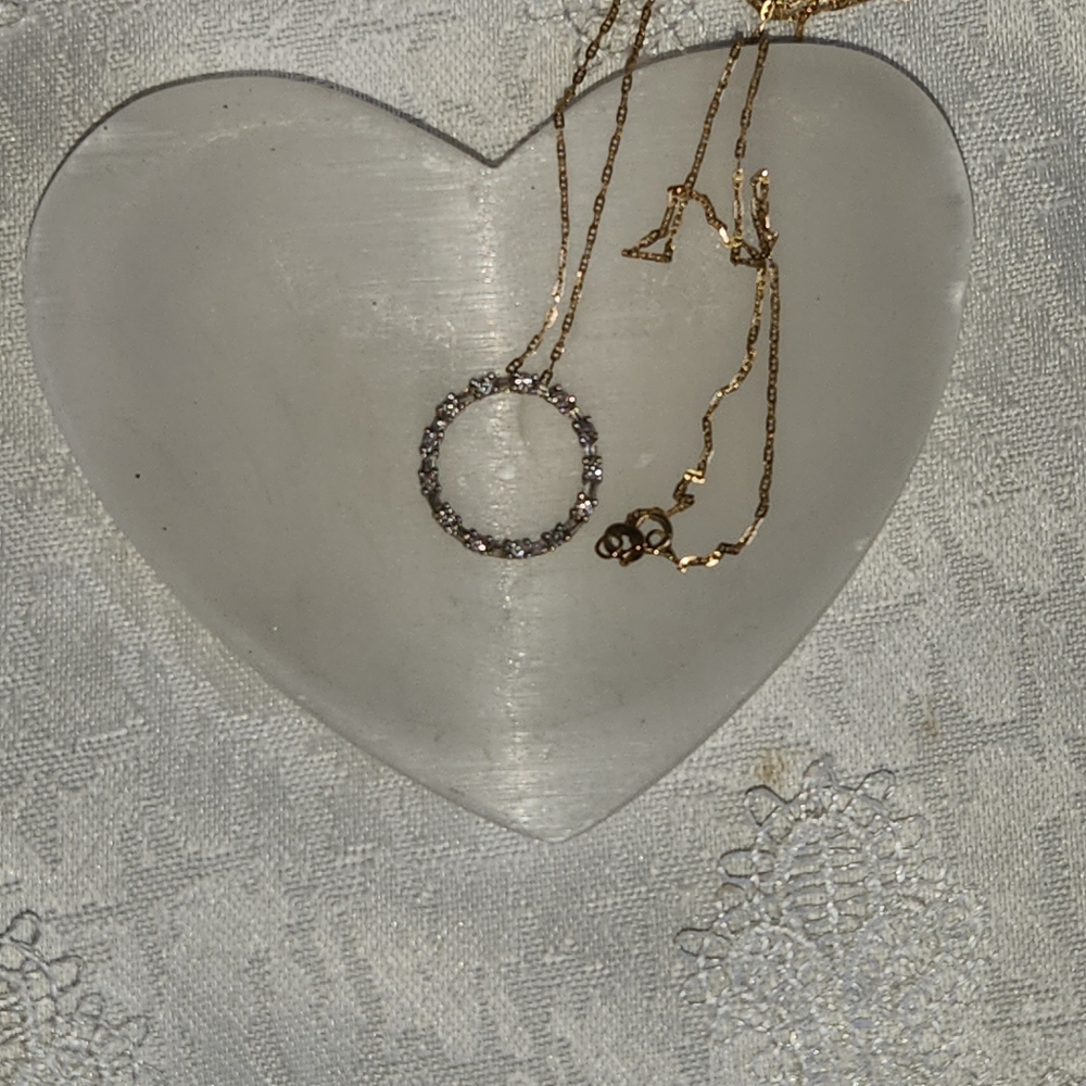 Women's Zales 10kt Diamond Halo Pendant on 19" 14kt Gold Cable Chain